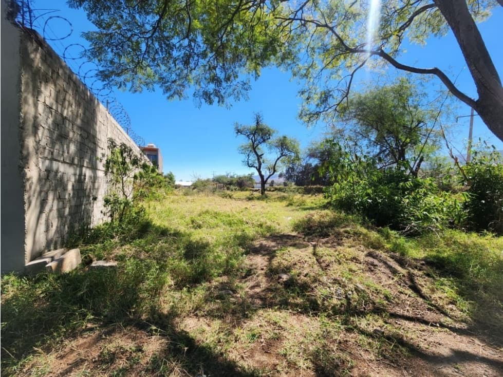 TERRENO EN VENTA EN SAN MIGUEL CUYUTLAN - 1