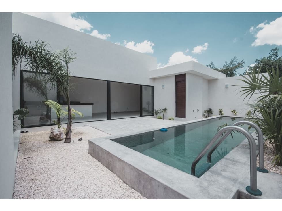 EN VENTA CASA DE UNA PLANTA EN PRIVADA MERIDA YUCATAN - 1