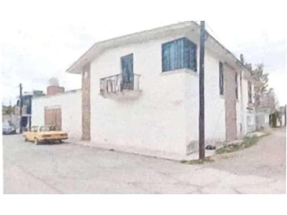 CASA NUEVA Y GRANDE EN COL. GERTRUDIS SANCHEZ - 1