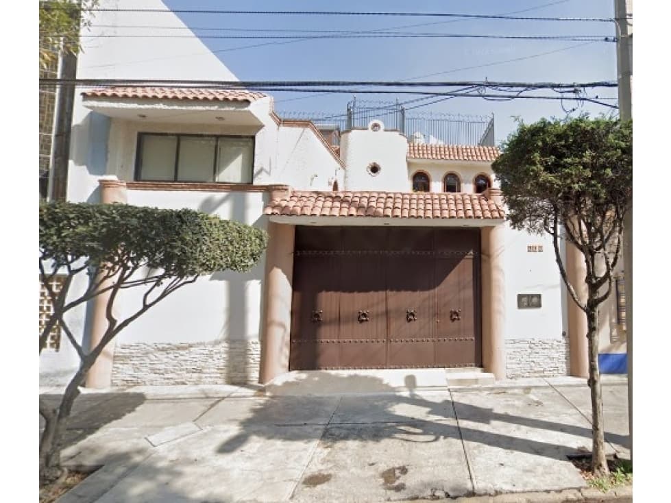 Casa en Remate en Petrolera, F-883 - 1