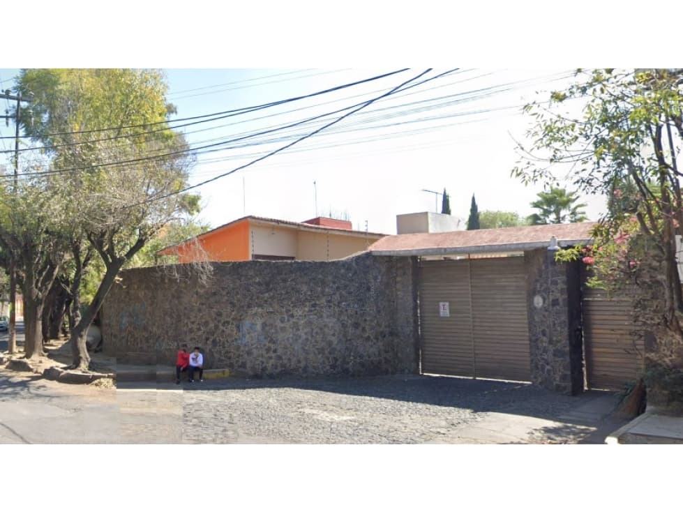Casa en Remate en Santa María Tepepan, F-566 - 1