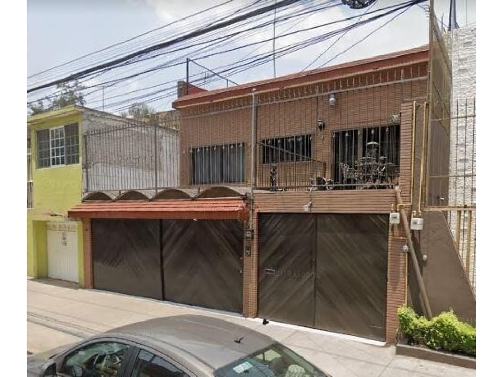 Casa en Remate en Jardín Balbuena, F-1373 - 1