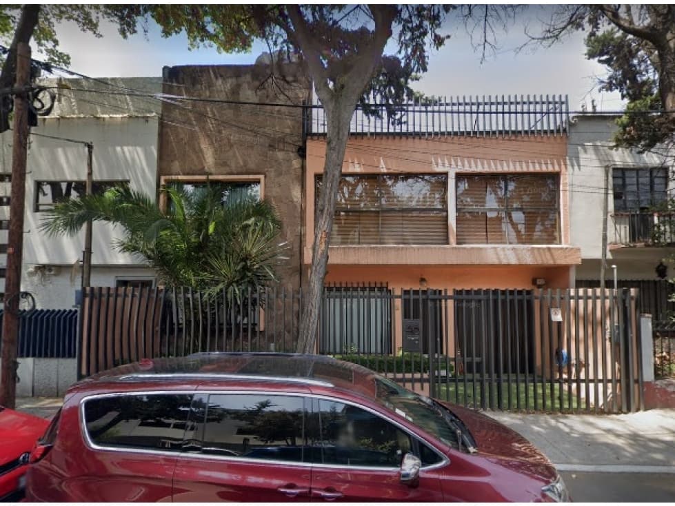 Casa en Remate en Anzures, F-717 - 1