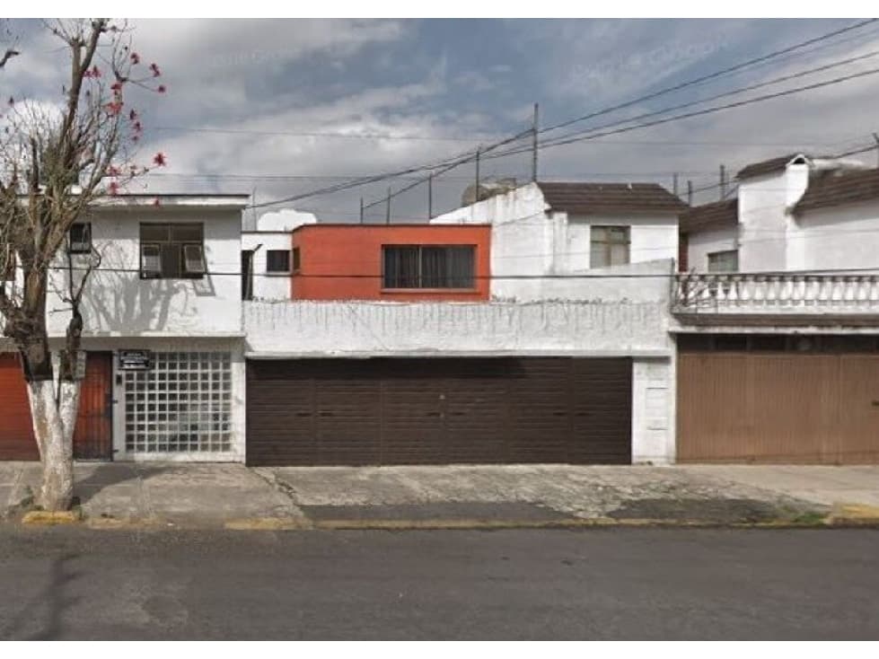 Casa en Remate en El Retoño, F-1731 - 1