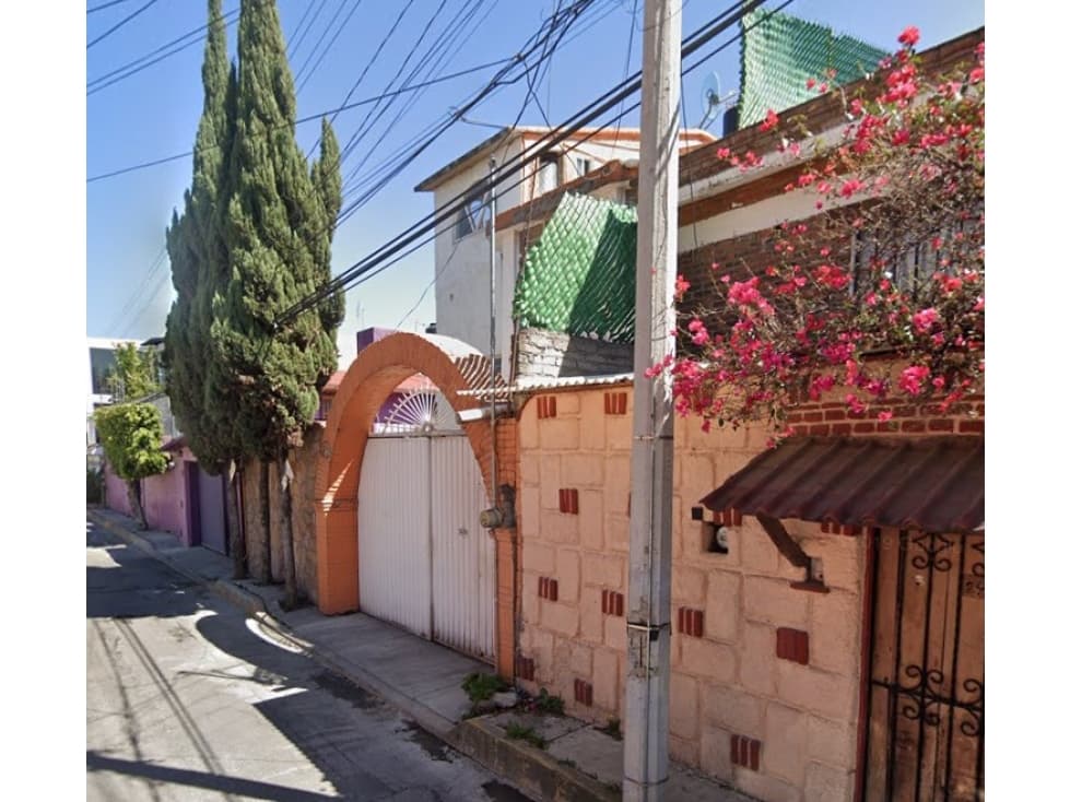Casa en Remate en San Lorenzo La Cebada, F-1736 - 1