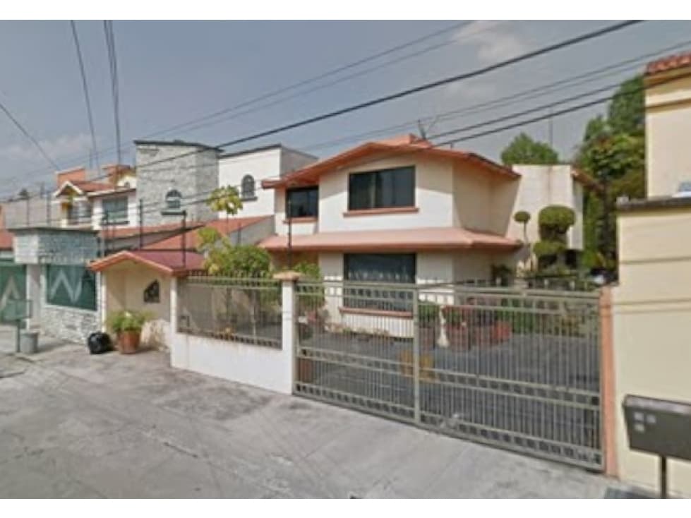 Casa en Remate en Las Arboledas, FG-900 - 1