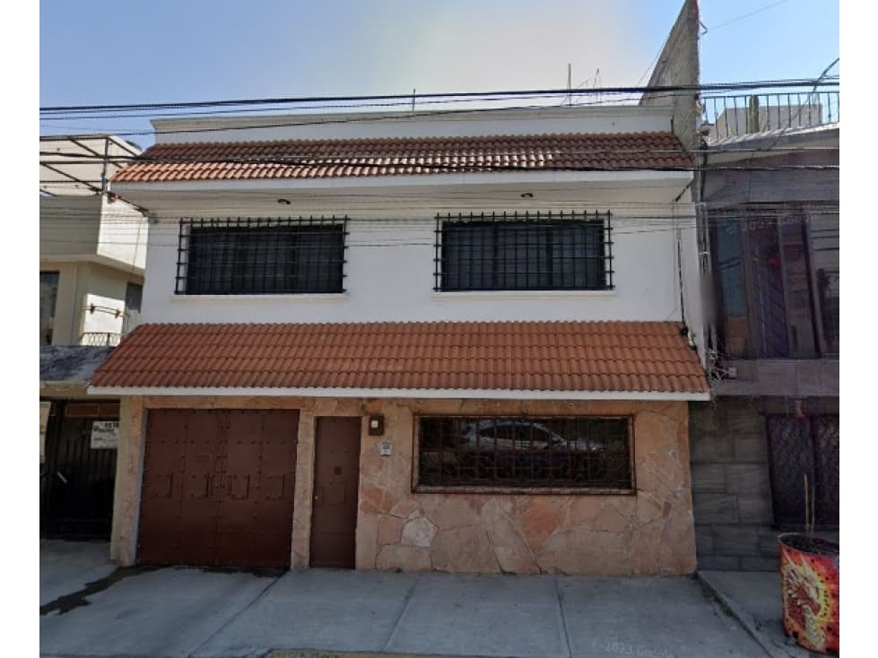 Casa en Remate en Metropolitana III, FG-1078 - 1