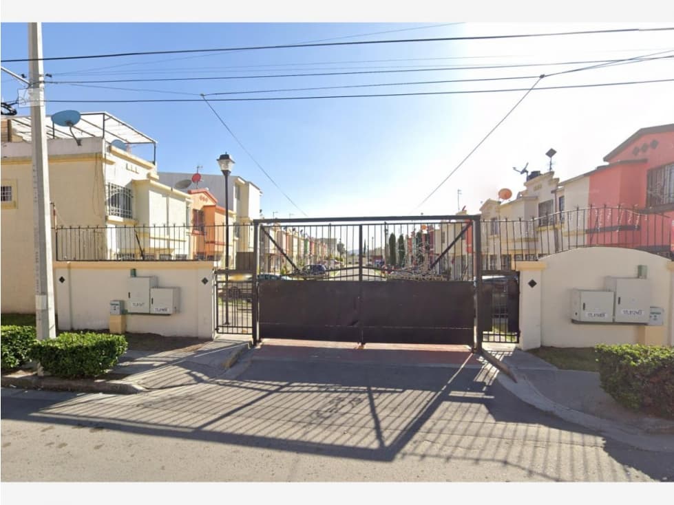 Casa en Remate en Valle San Pedro Urbi Villa del Campo, Tecámac - 1