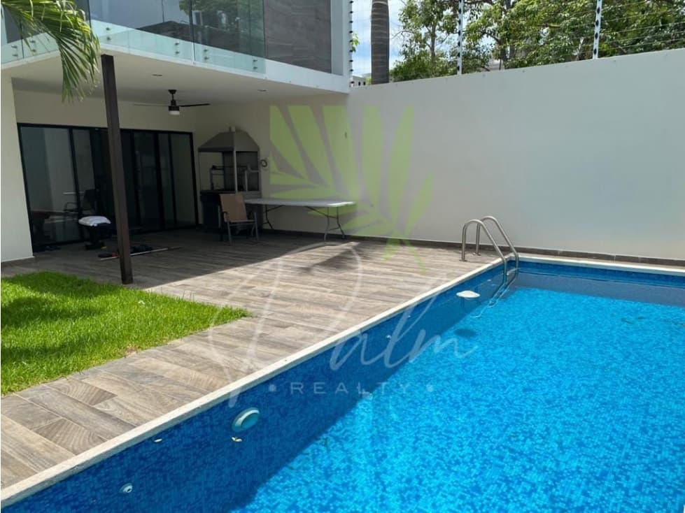 VENTA CASA CON ALBERCA EN COL MIAMI CIUDAD DEL CARMEN - 1