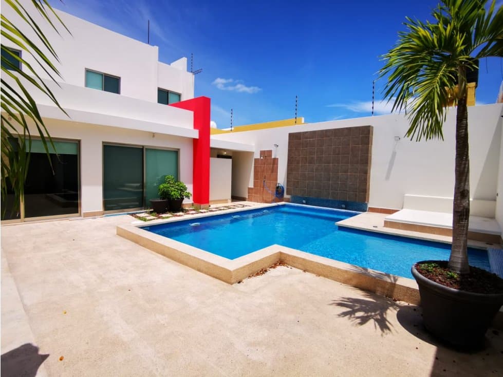 VENTA O RENTA CASA CON ALBERCA EN COL MIAMI CIUDAD DEL CARMEN - 1
