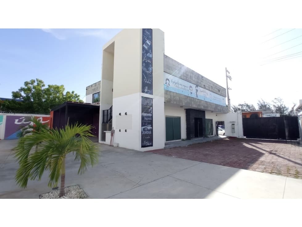 RENTA OFICINA CON PATIO EN AV 10 DE JULIO CIUDAD DEL CARMEN - 1
