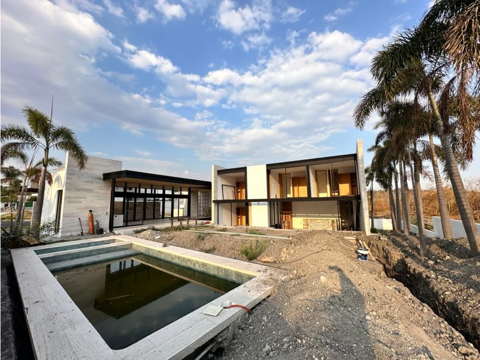 RESIDENCIA MODERNA EN PREVENTA - 1