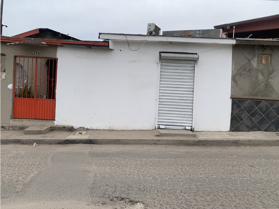 Local Comercial en Renta en Fraccionamiento - 1