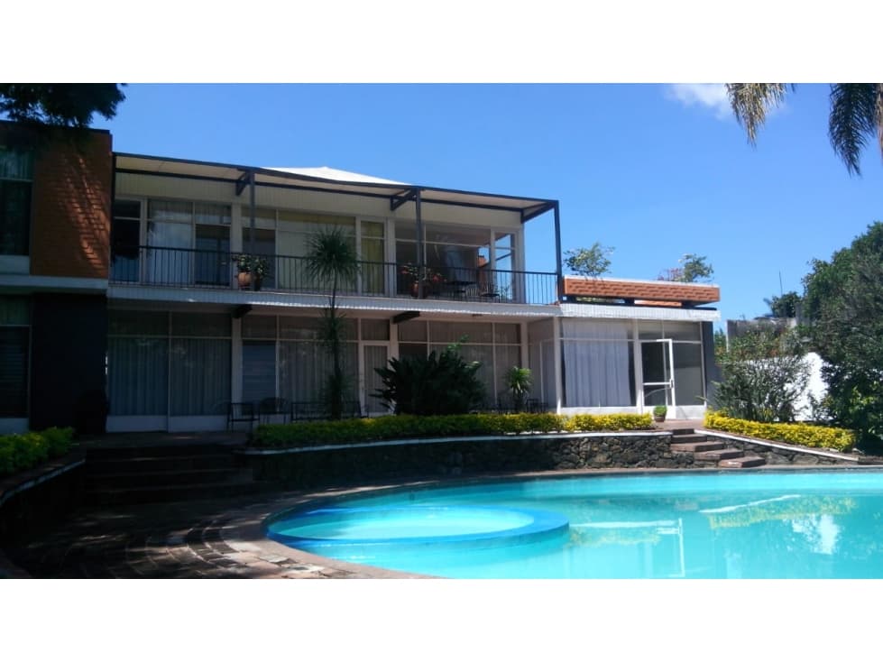 Venta de Casa Sola en Avenida Palmira - 1