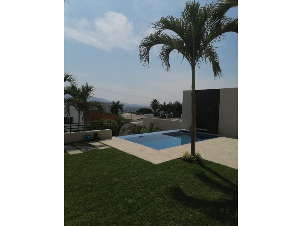 Venta de Casa Sola en Burgos Bugambilias - 1
