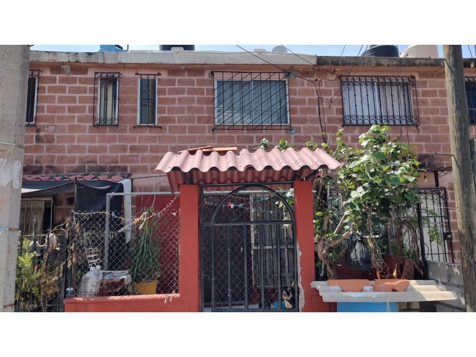 VENDO CASA ACOLAPA 730,000.- - 1