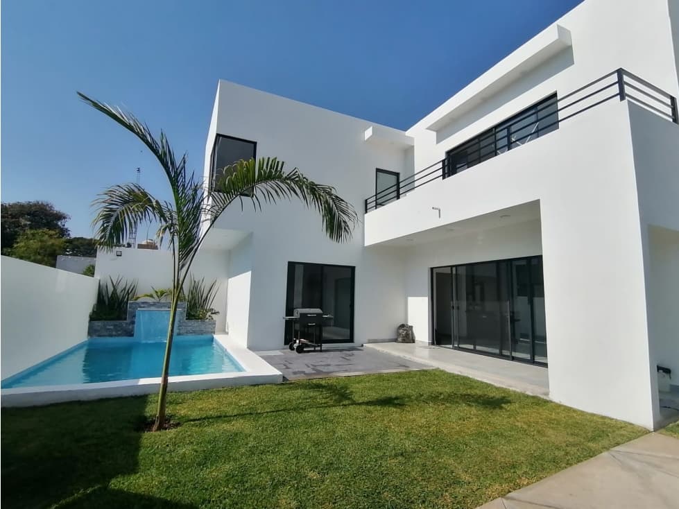 Venta de Casa en Condominio en el Centro de Jiutepec - 1