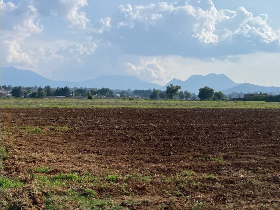 SE VENDEN HECTAREAS EN ZONA LAGUNILLAS CARRETEREA MORELIA-PATZCUARO - 1
