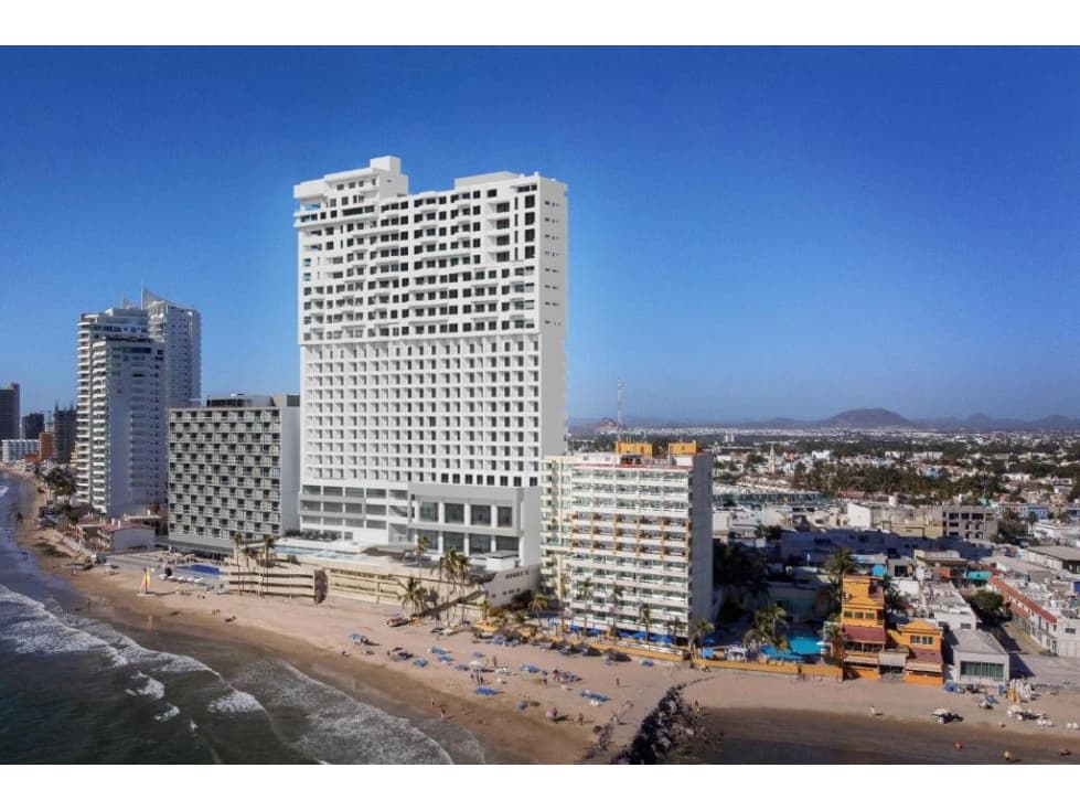 Departamento en venta en la Playa, frente a las islas - 1
