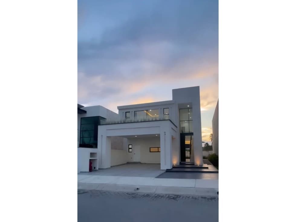 Preciosa Casa en Venta en Paraíso Marina Mazatlán - 1