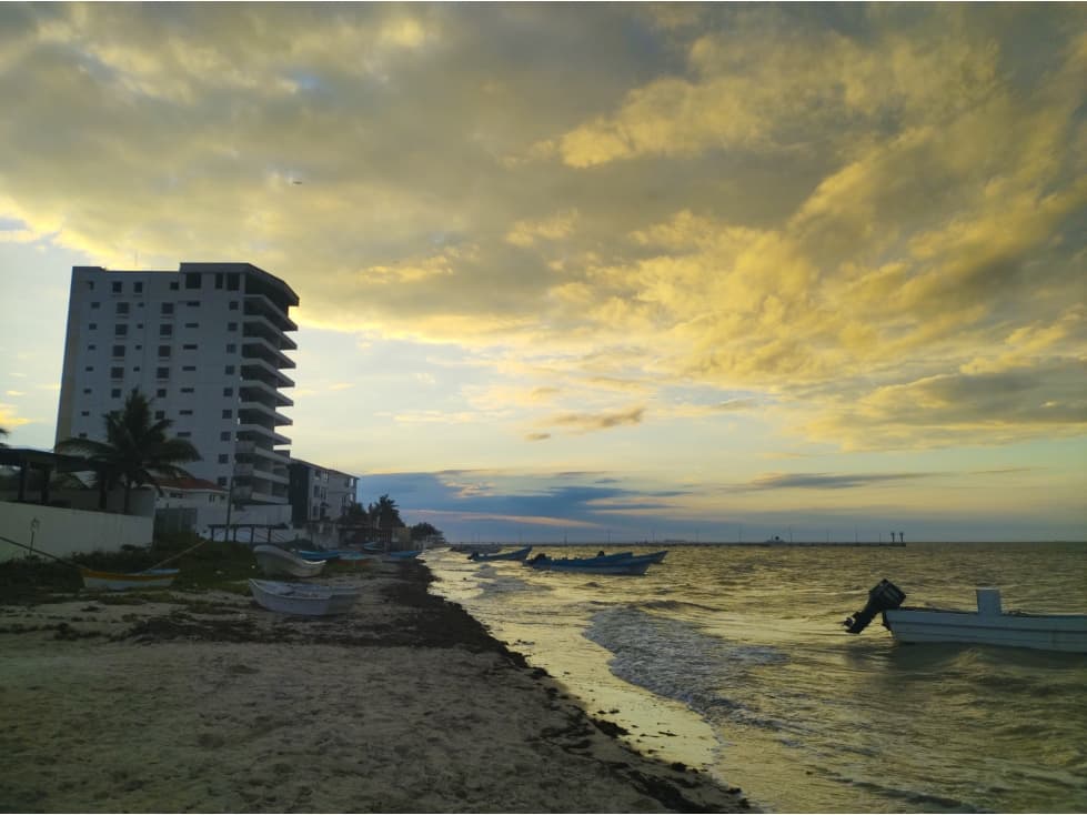 Casa en Venta playa de Yucatán, Frente al Mar de una Planta. - 1