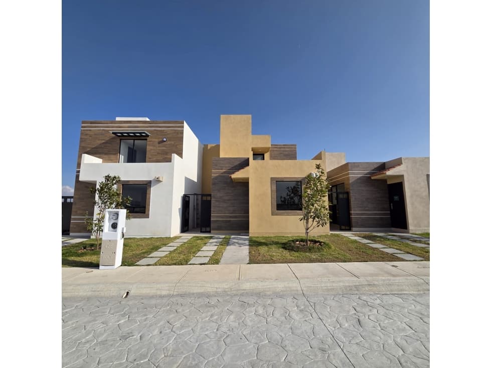 CASA EN PRE VENTA, EN PACHUCA HGO A 10 MIN DE UAEH Y UFD - 1
