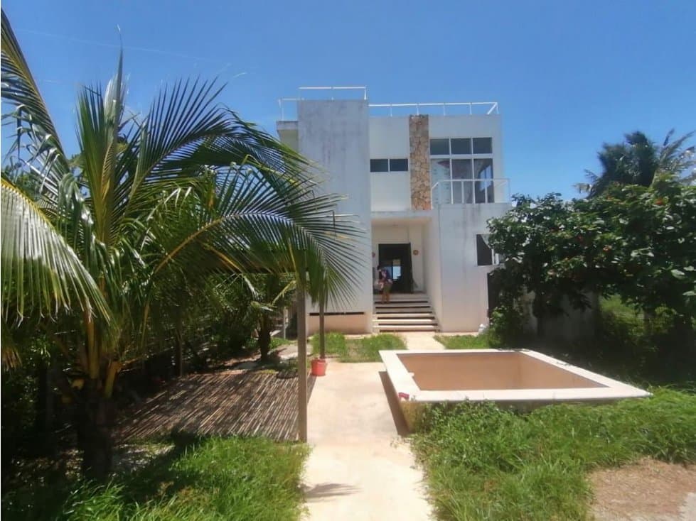 RESIDENCIA EN VENTA FRENTE AL MAR PLAYA SAN BENITO - 1
