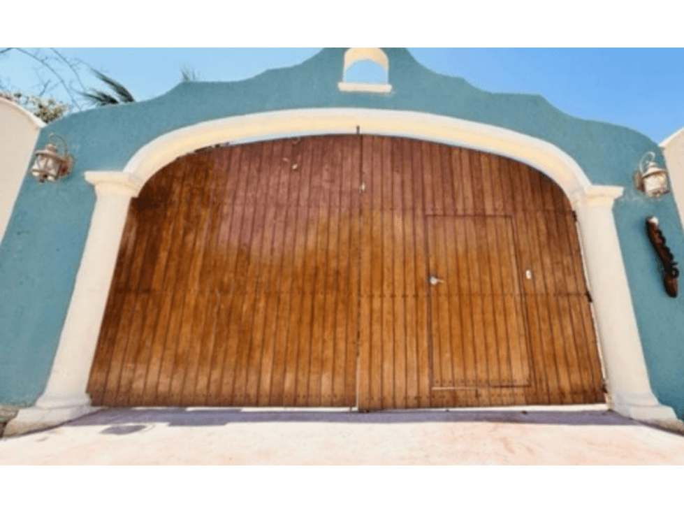 VENTA DE CASA FRENTE AL MAR DE CHUBURNA - 1