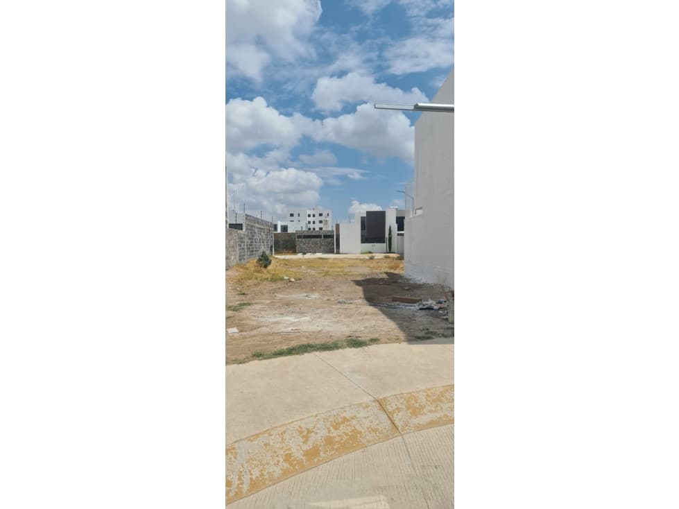 02938 VENTA DE TERRENO EN COND RESIDENCIAL MARABELLA EN AGUASCALIENTES - 1