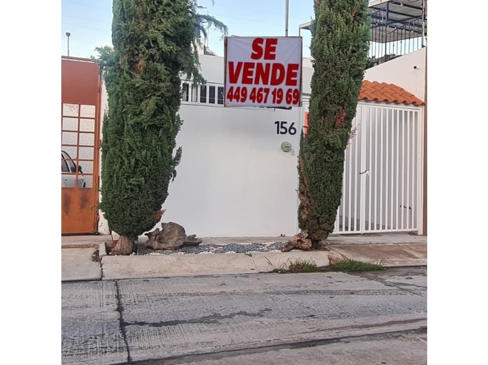02960 CASA EN VENTA EN EL FRACC GOMEZ MORIN EN AGUASCALIENTES - 1