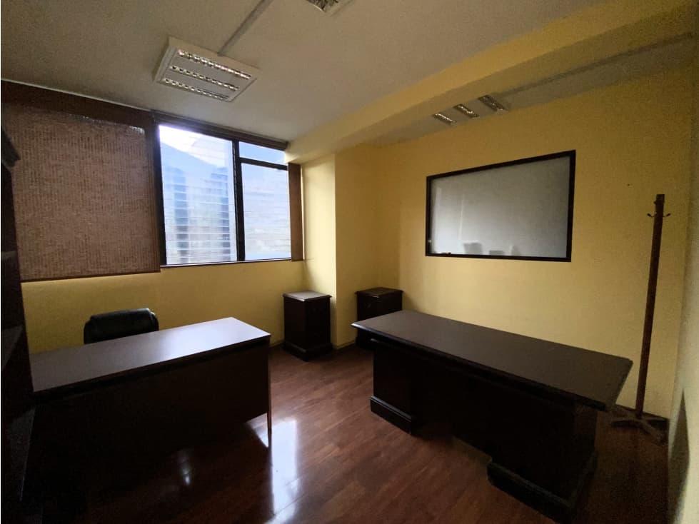 EN RENTA BODEGA CON OFICINAS ALCE BLANCO 380 m2 - 1