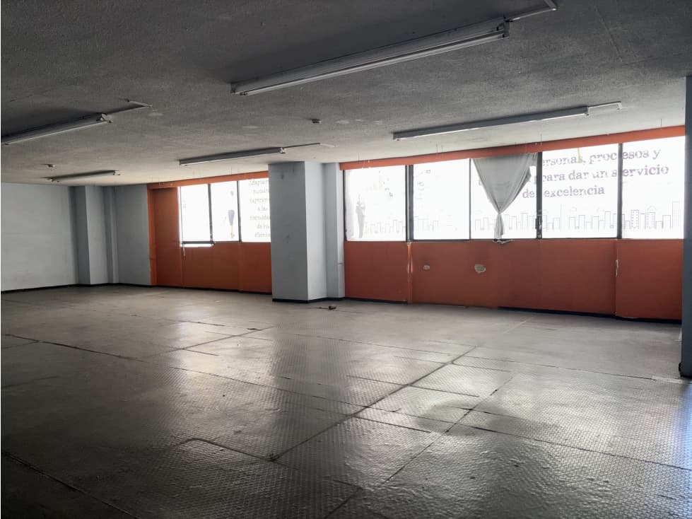 BODEGA EN RENTA EDIFICIO INDUSTRIAL 450 m2 - 1