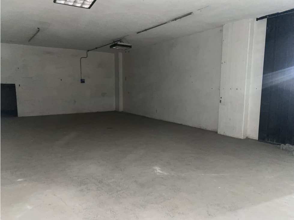 BODEGA EN RENTA NAUCALPAN 74 m2 - 1