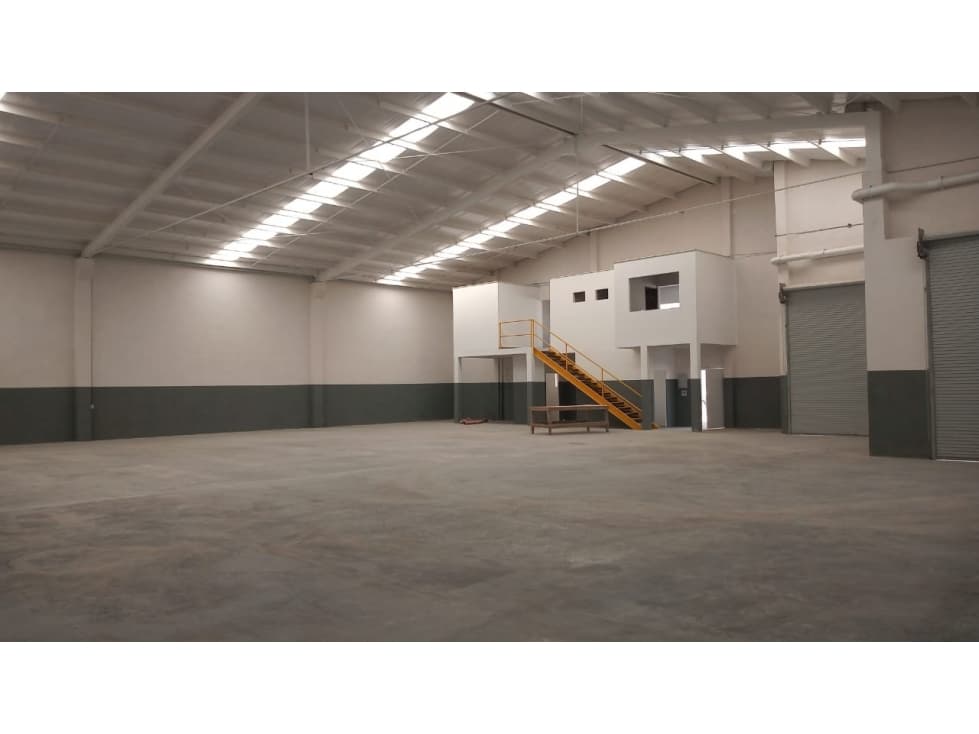 BODEGA EN RENTA CARR LAREDO SANTA ROSA 1160 M 2 $ 120.000 - 1