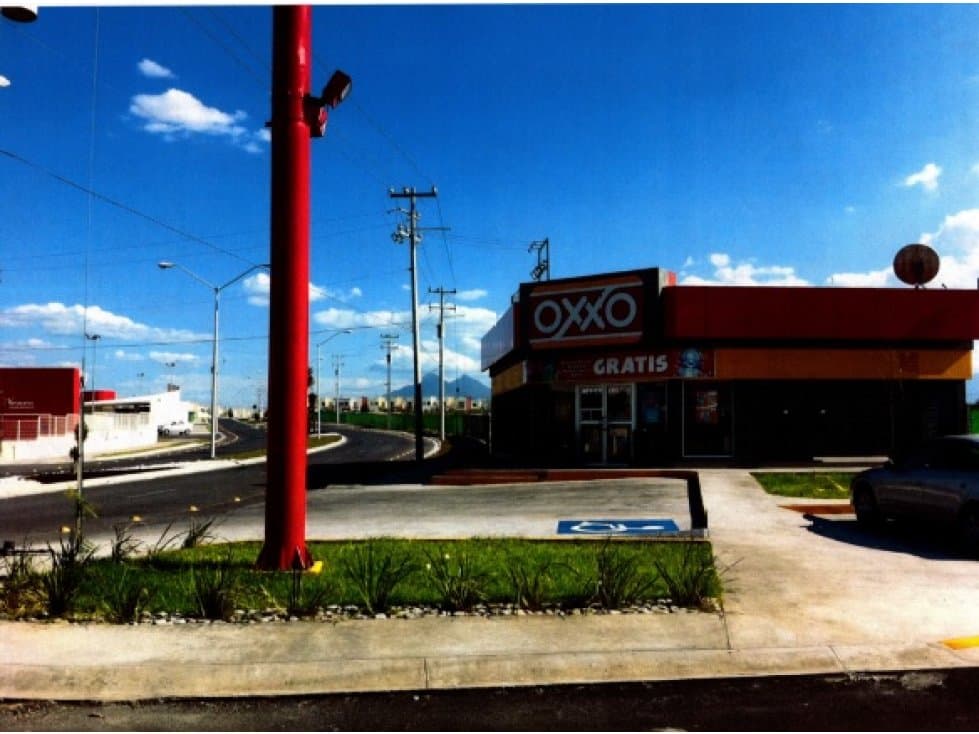 Local en Venta o Renta Avenida Renaceres HZ - 1