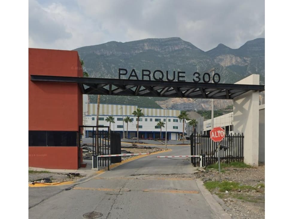 NAVE INDUSTRIAL EN VENTA COMO CEDIS EN PARQUE 300, EDA - 1