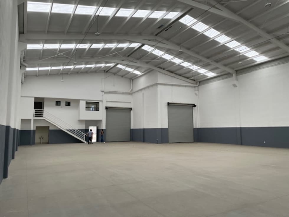 BODEGA 33 EN RENTA PARA ESTRENAR PARQUE INDUSTRIAL SANTA CATARINA HZ - 1