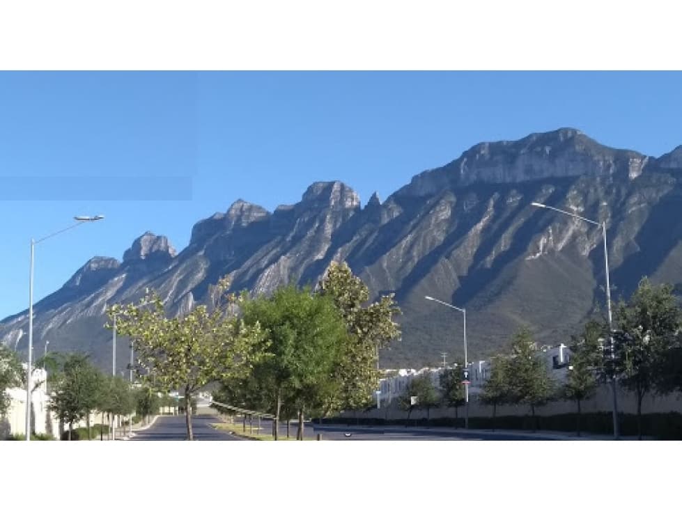TERRENO EN RENTA ESQUINA ALEJANDRO DE RODAS 1000 M 2 $ 95.000 - 1