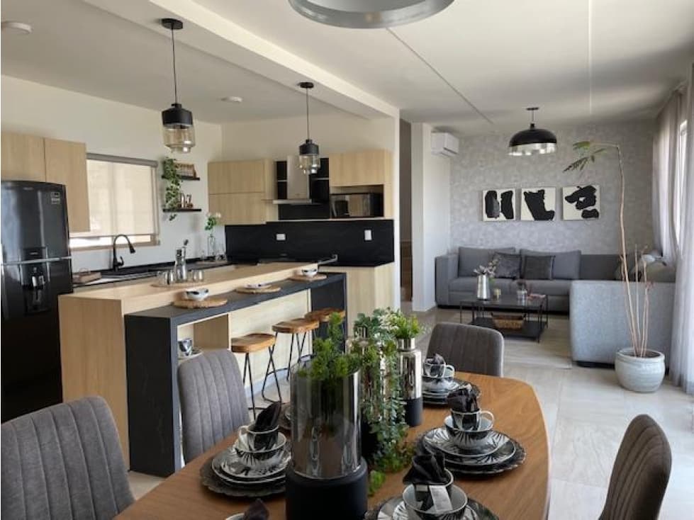 CASA EN VENTA EN DOMINIO CUMBRES 220 mts2 construccion LSL - 1