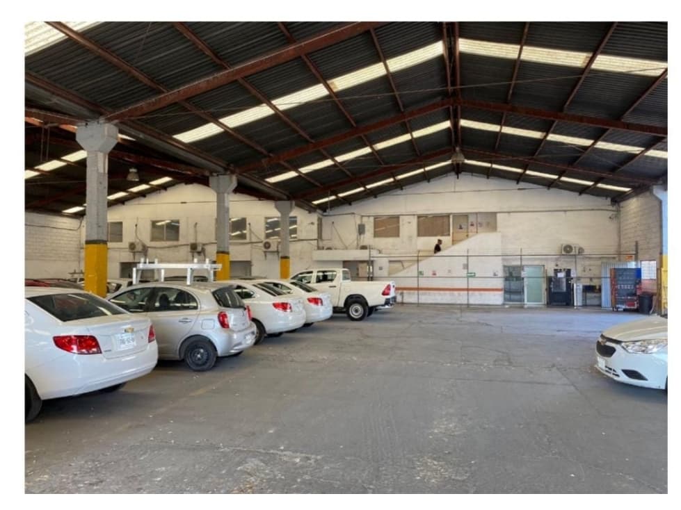 BODEGA EN VENTA COL CONST DEL 57 AREA MITRAS 5134 N 2 $ 59.000.000 - 1