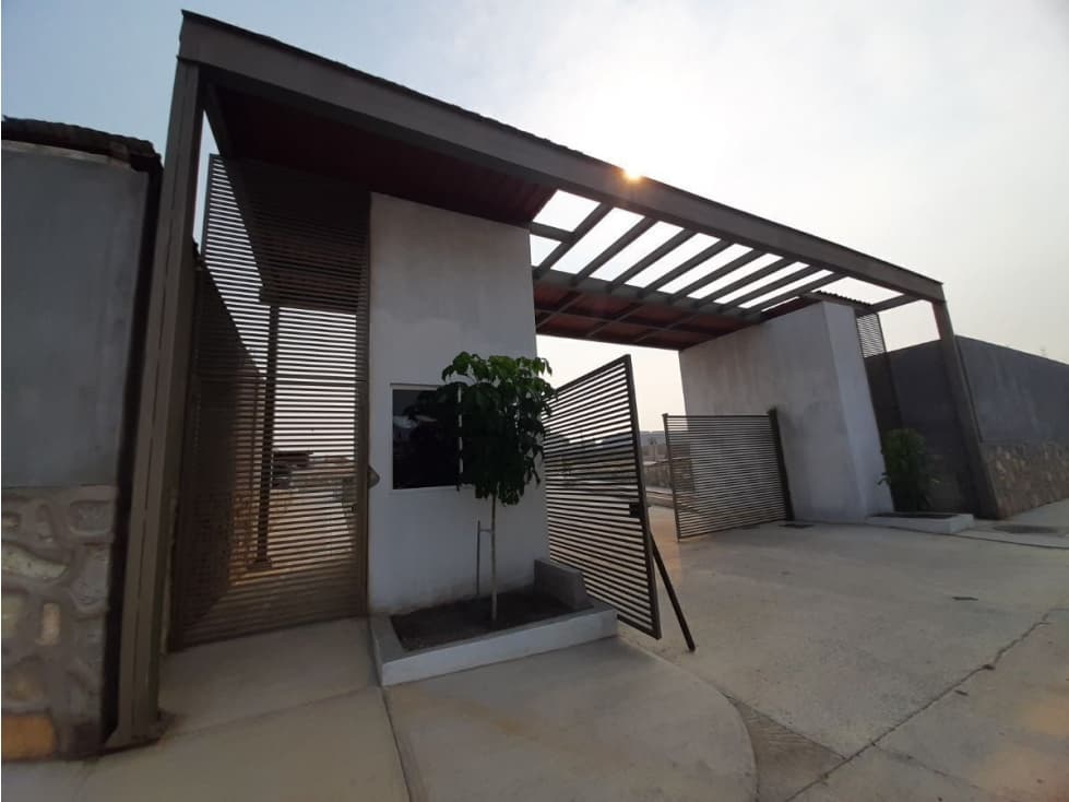 Terrenos Residenciales en VENTA en Fracc. Privado - 1