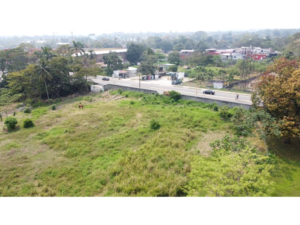 Trreno en Renta AV. Lazaro Cardenas - 1