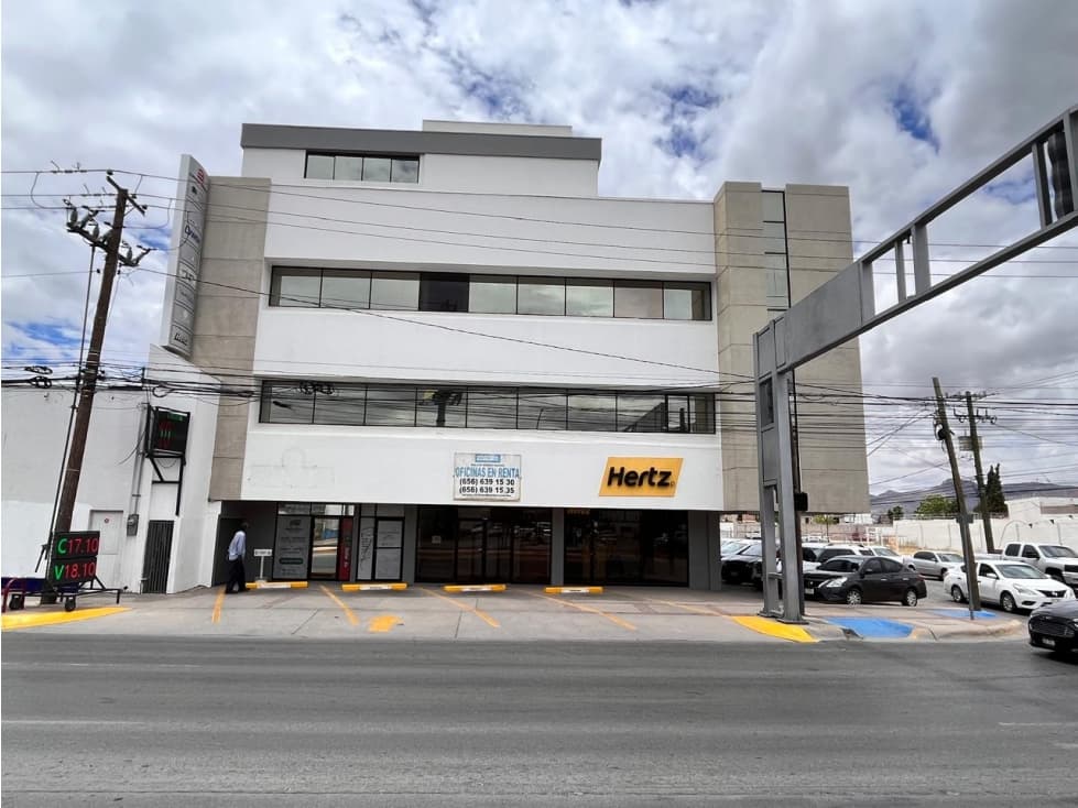 Oficina corporativa 50m2 en renta Edificio Triunfo - 1