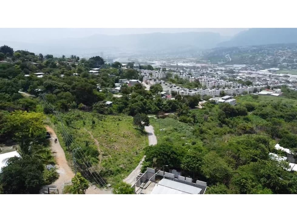 ESPACIOSO TERRENO EN CONDOMINIO SAN JUAN - 1
