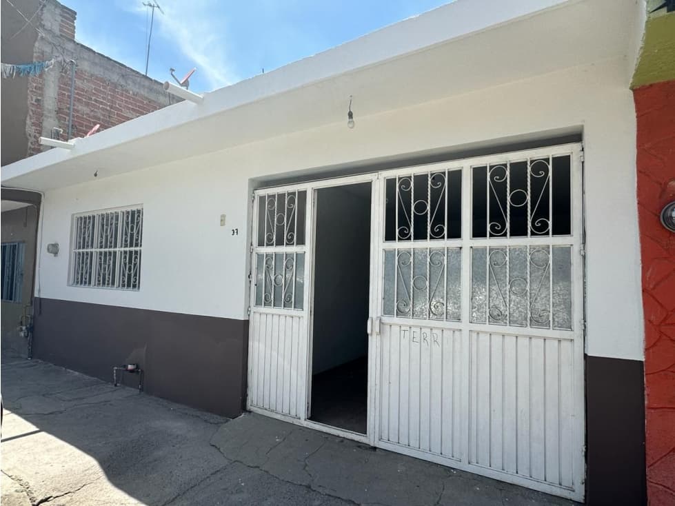 RENTA CASA CALLE CLAVEL COLONIA JOYITA - 1