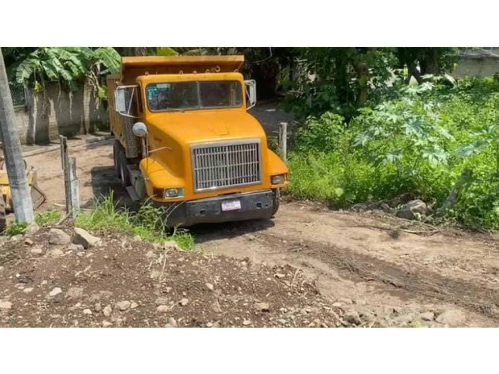 EN VENTA TERRENO CAMPESTRE URBANO EN EL POBLADO DE JOYITAS COLIMA - 1