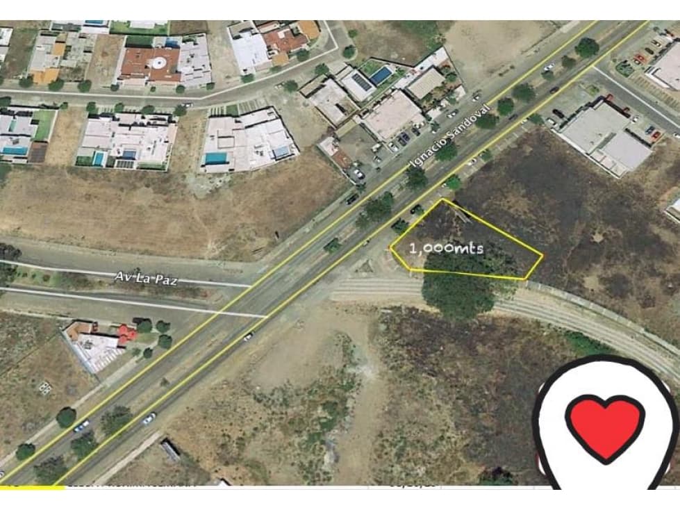 LOTE COMERCIAL EN VENTA EN ESQUINA SOBRE AV. IGNACIO SANDOVAL COLIMA - 1