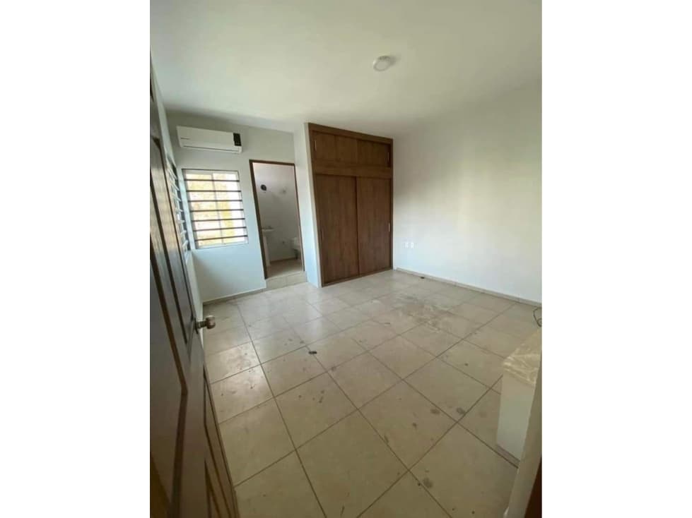 CASA RECIEN REMODELADA EN VENTA EN FRACC. EL ANGEL VILLA DE ALVAREZ - 1