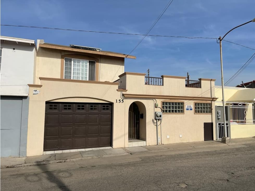 CASA EN VENTA DE 3 RECAMARAS EN FRACC. COSTA AZUL ENSENADA - 1