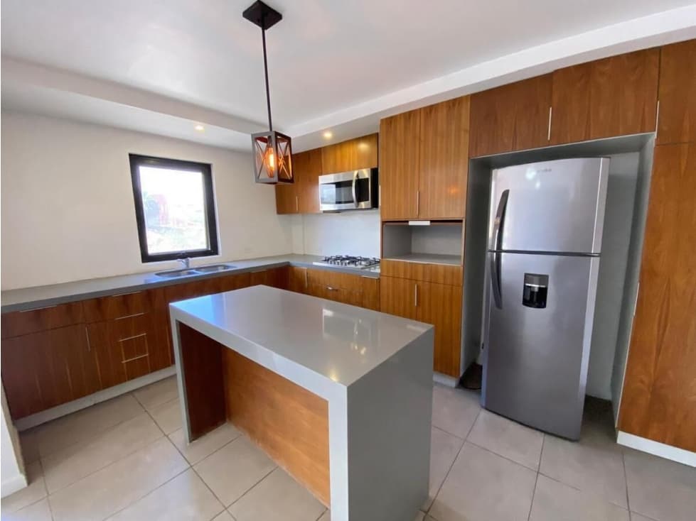 DESCUBRE TU NUEVO HOGAR, DEPARTAMENTO EN RENTA EN BLVD LAS AMÉRICAS! - 1